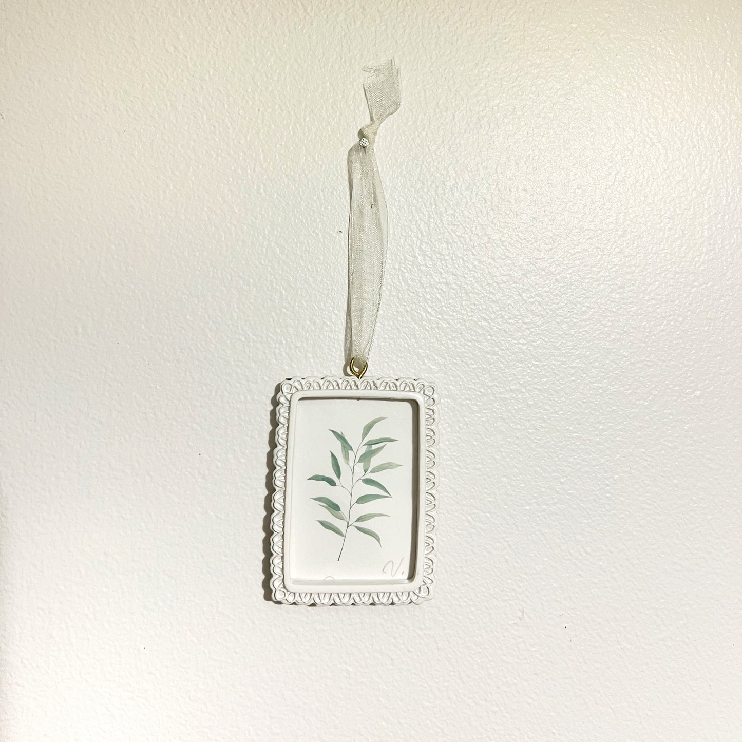 Tree Ornament - Tiny Frame
